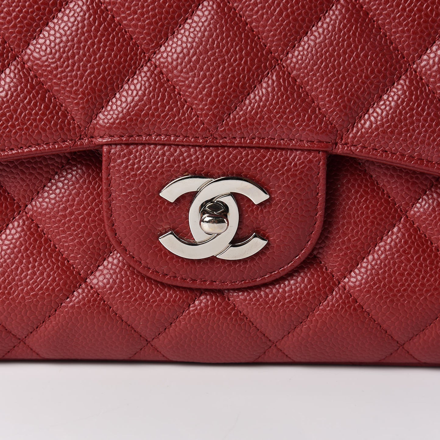 Caviar Quilted Jumbo Single Flap Red