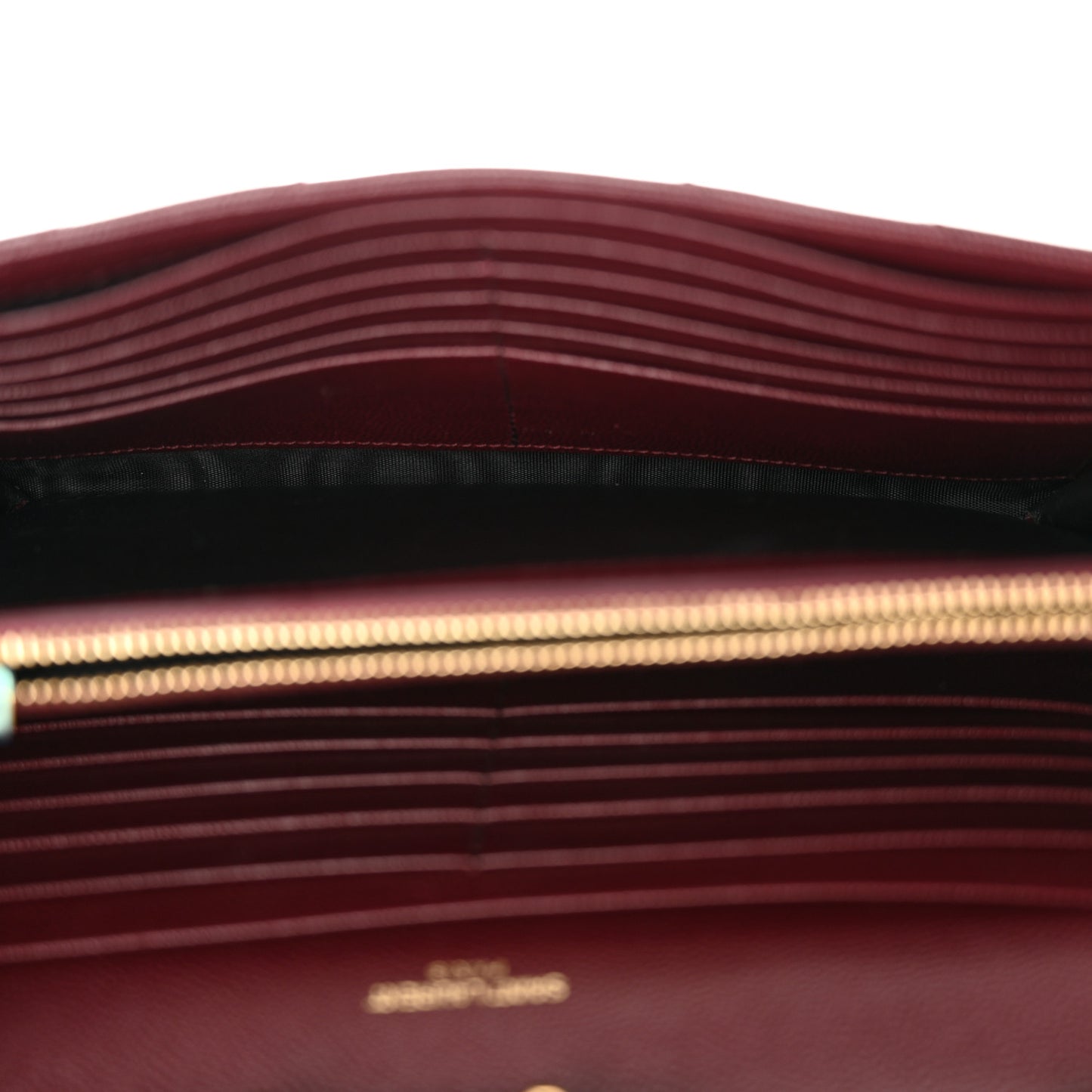 Grain De Poudre Matelasse Chevron Monogram Chain Wallet Rouge Legion