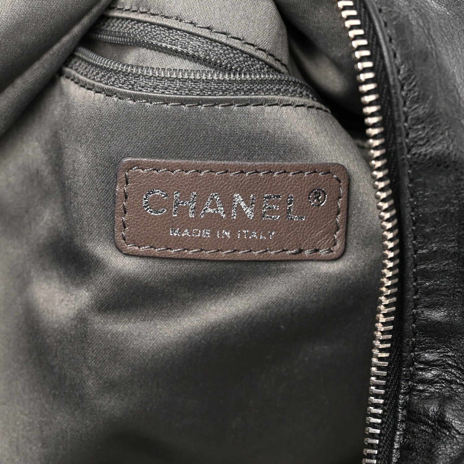 Chanel Lambskin Large Rock and Chain Hobo Black 6 of 10