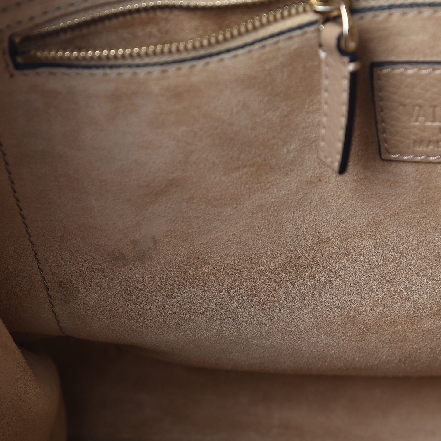 Pebbled Calfskin Rockstud Double Handle Tote Camel Rose