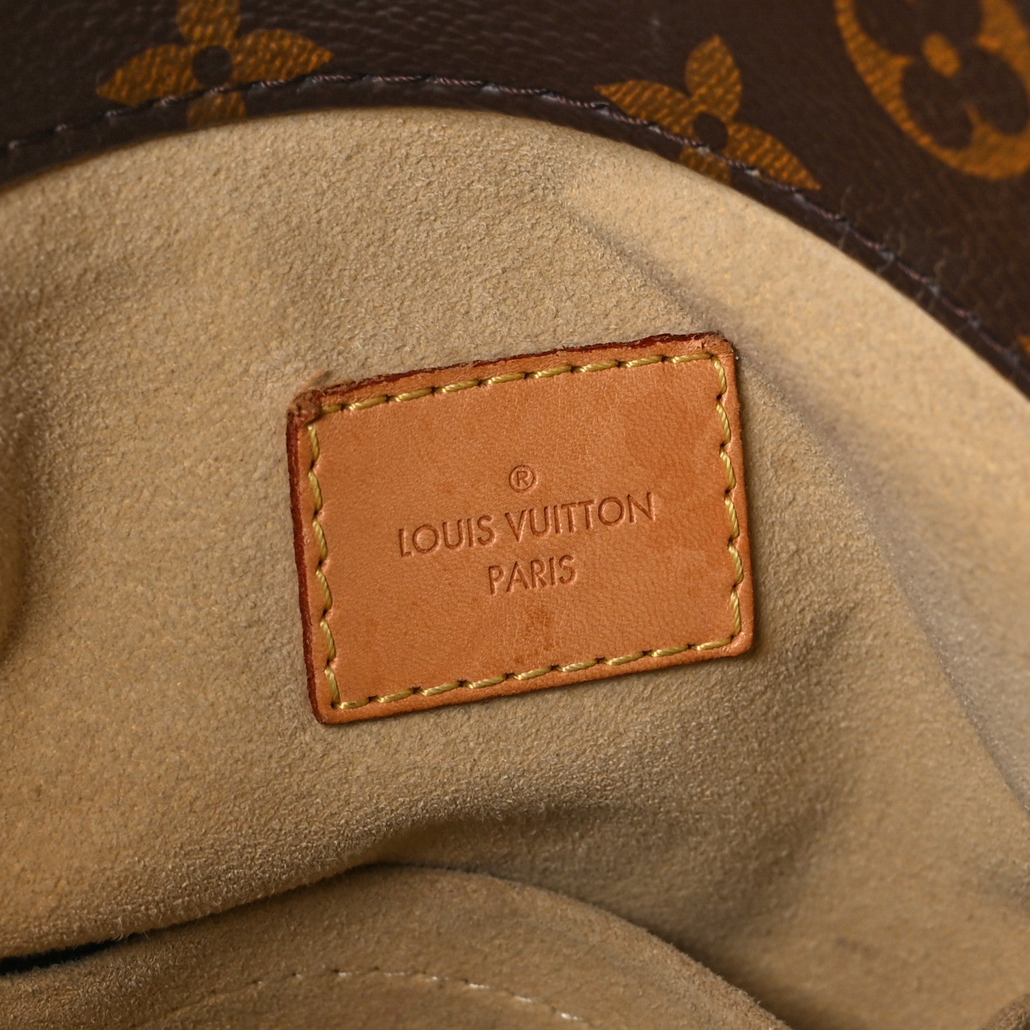 Louis Vuitton Monogram Artsy MM 6 of 11