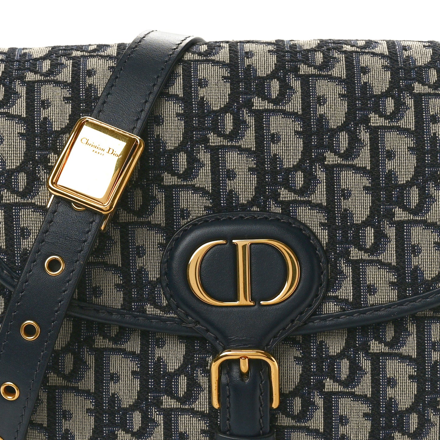 Oblique Medium Bobby Flap Blue