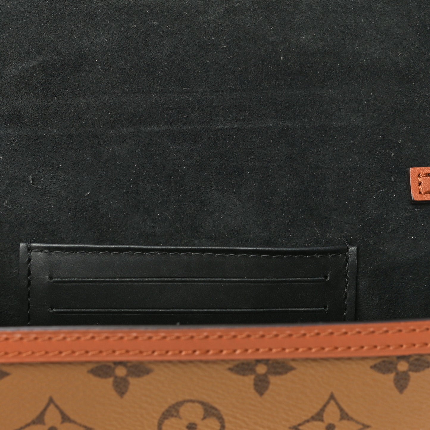 Reverse Monogram Dauphine Chain Wallet