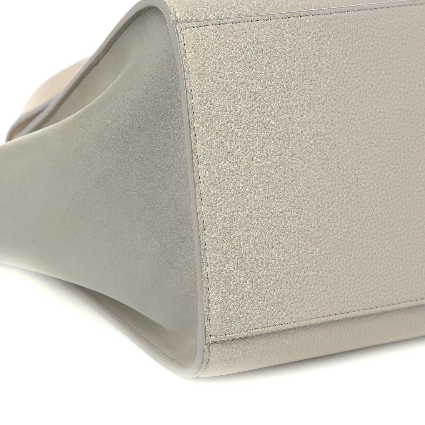 Spazzolato Calfskin Nubuck Small Trapeze Quartz