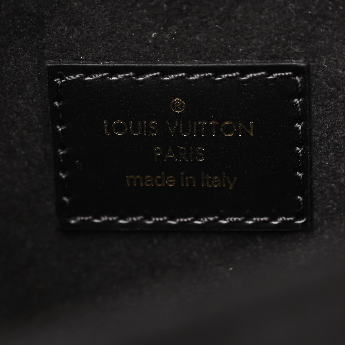 Reverse Monogram Pochette Metis