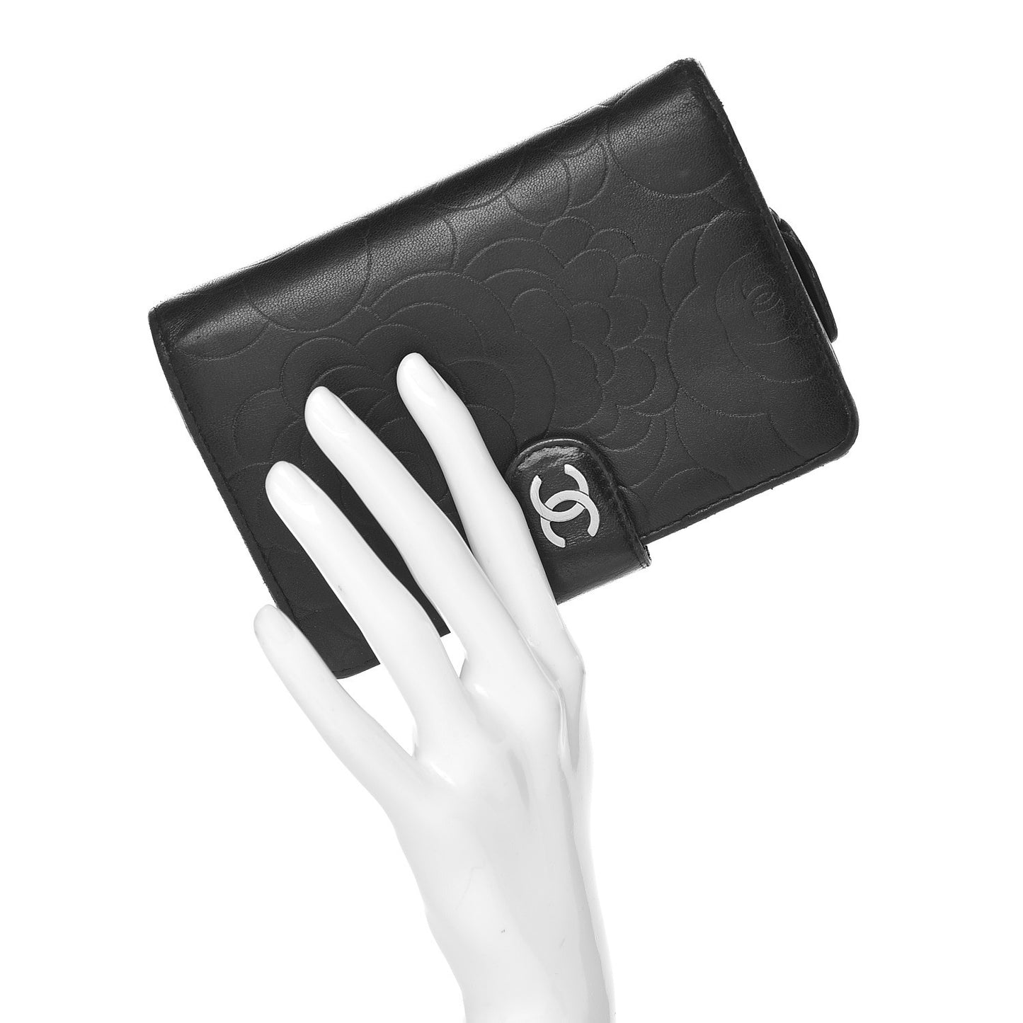 Lambskin Camellia Embossed Zipped Pocket Wallet Black
