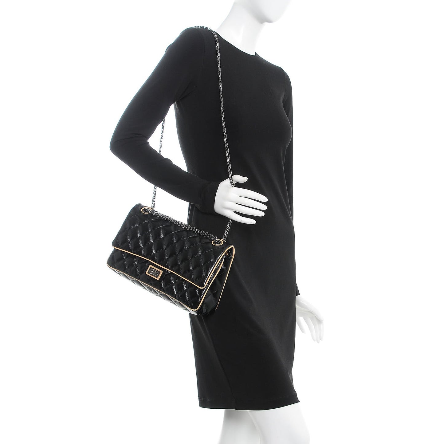 Glazed Calfskin Quilted 2.55 Reissue 226 Flap Black Beige
