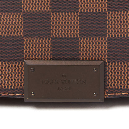 Louis Vuitton Damier Ebene District MM 6 of 8