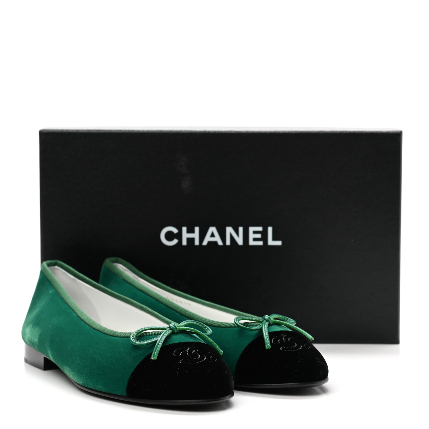 Chanel Velvet Cap Toe Ballerina Flats 38 Green Black 1091800