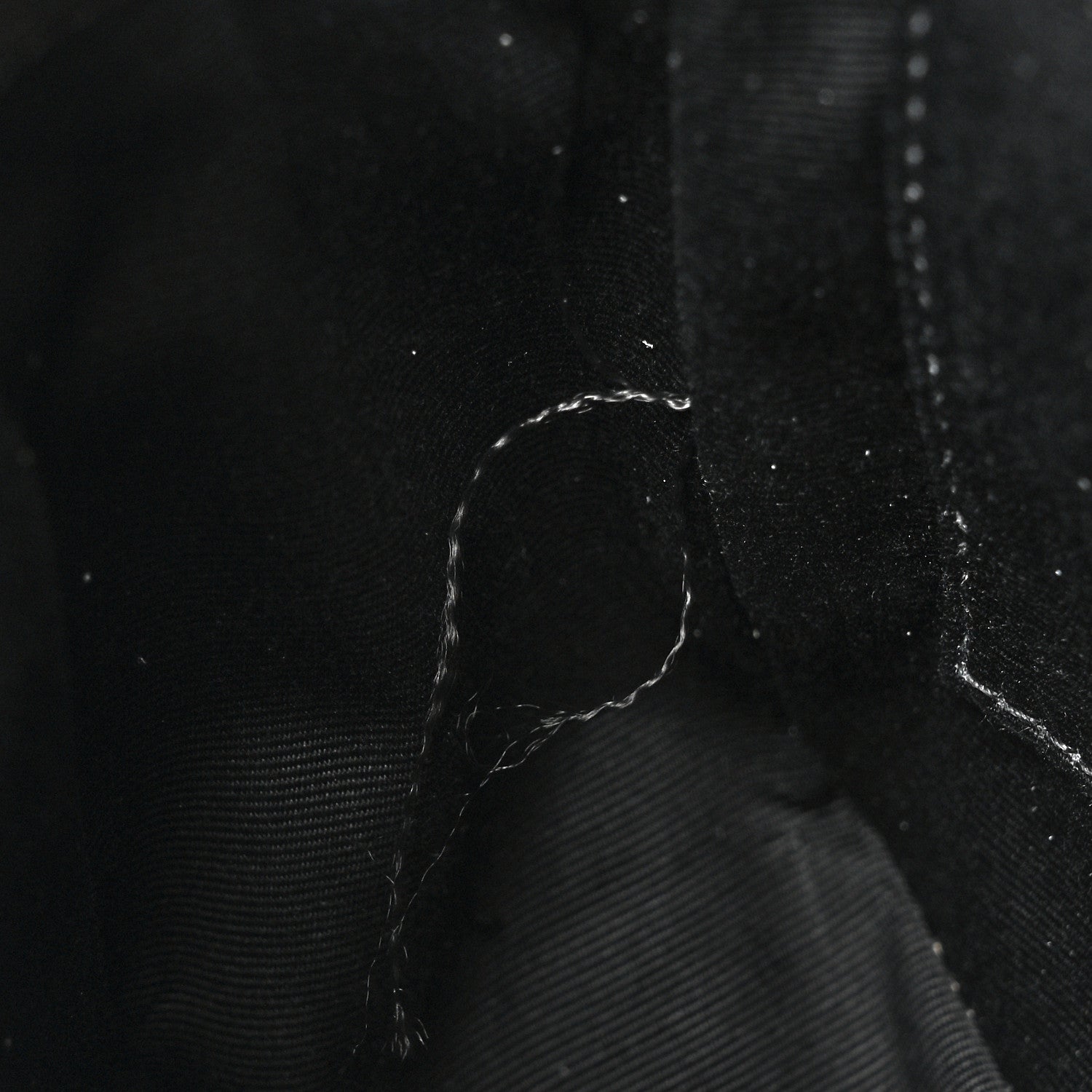 Saint Laurent Calfskin Matelasse Monogram Lou Camera Bag Avorio 12 of 15
