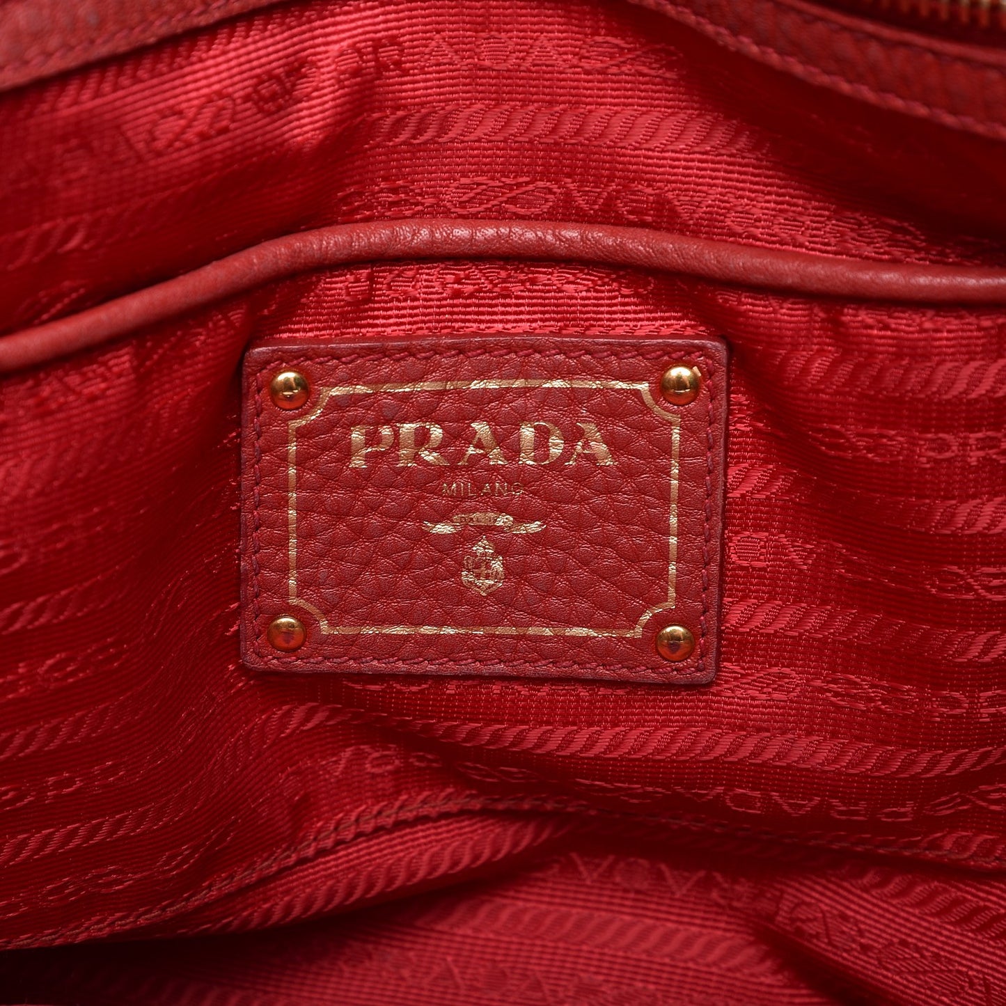 Vitello Daino Side Zip Tote Rosso
