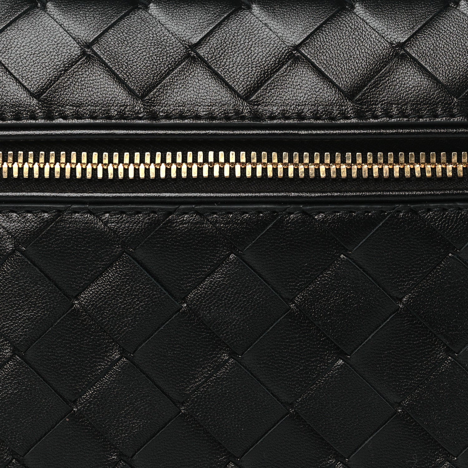Bottega Veneta Calfskin Intrecciato Bang Bang Vanity Case Black 8 of 10