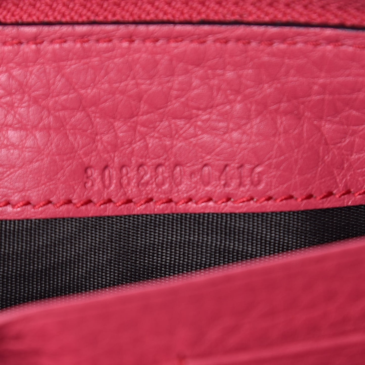 Pebbled Calfskin Soho Zip Around Wallet Pink