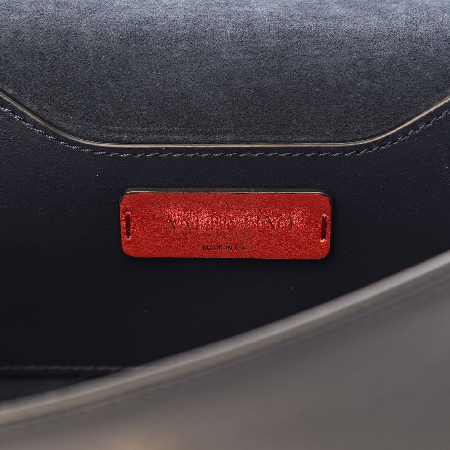 Vitello Groumette Demilune Chain Clutch Marine