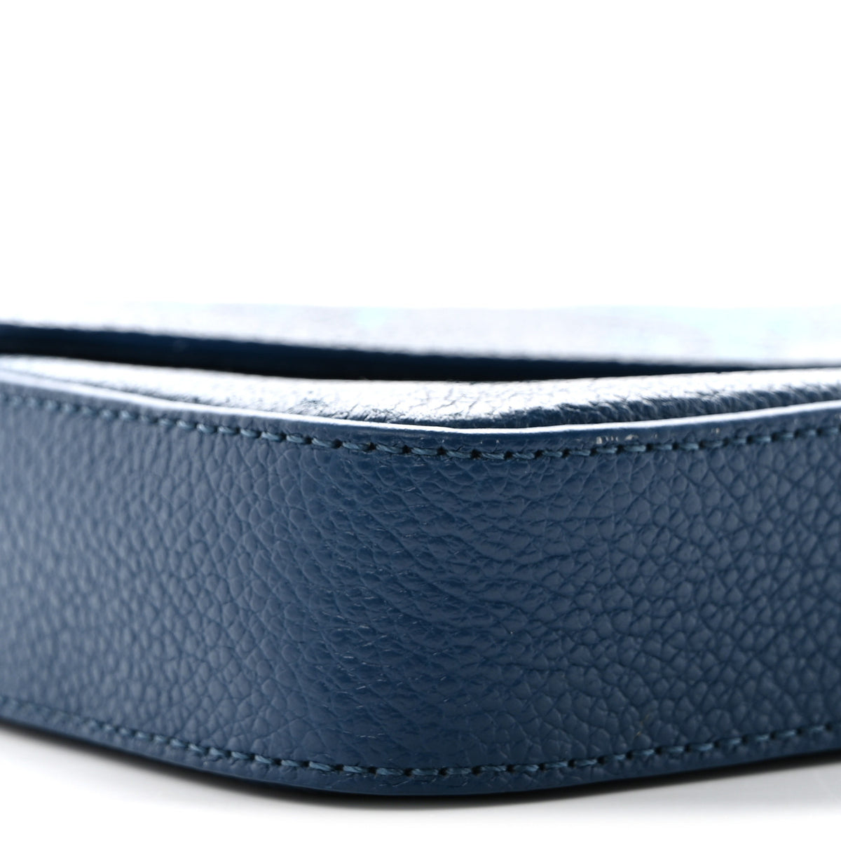 Louis Vuitton Empreinte Monogram Giant Felicie Pochette Chain Wallet Gradient Blue 8 of 10