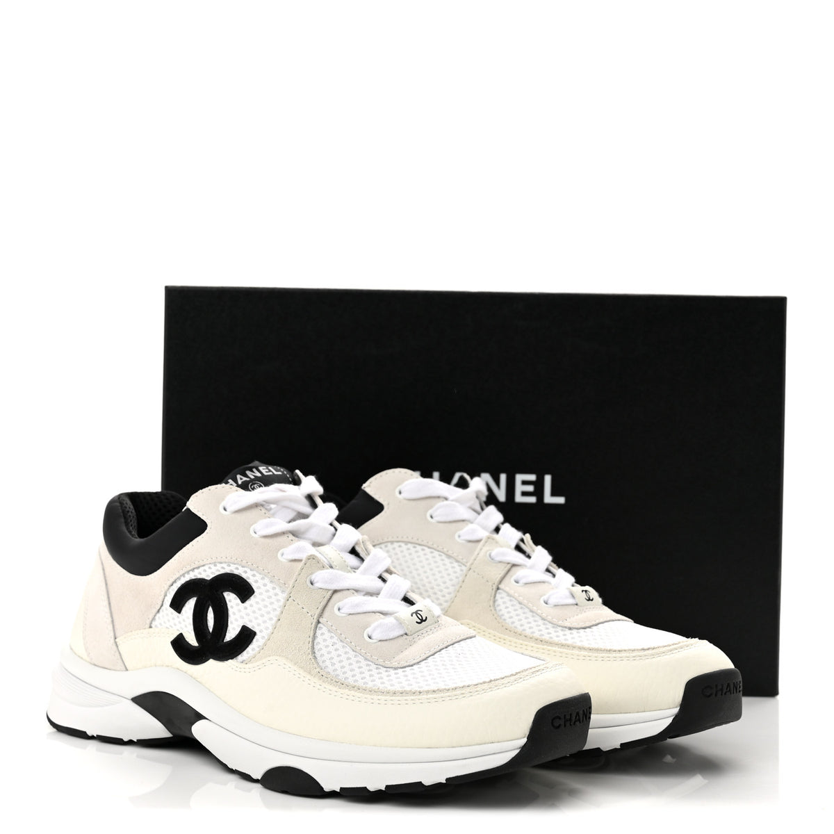 Mesh Suede Grained Calfskin Womens CC Sneakers 39.5 White Black