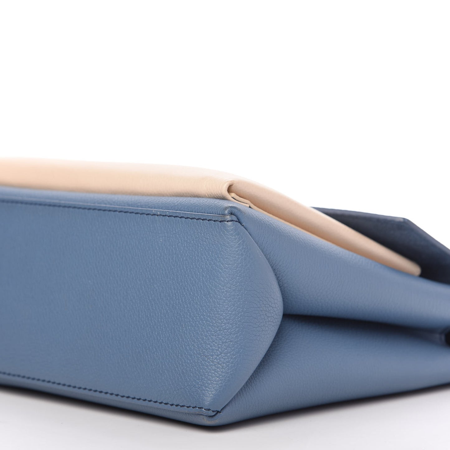Soft Calfskin My Lockme Top Handle Bleuet Vanille