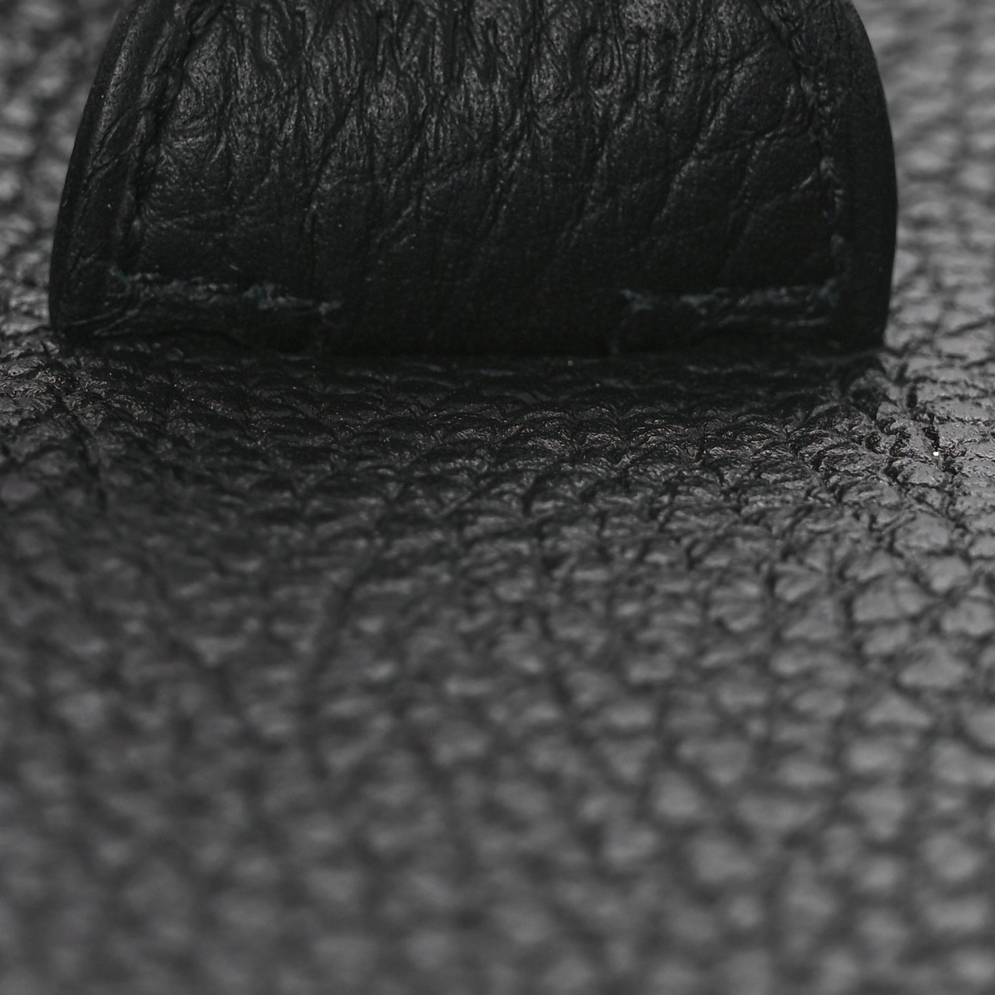 Taurillon Clemence Evelyne III PM Black