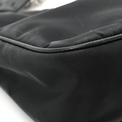 Prada Nylon Re-Edition 2005 Shoulder Bag Black 13 of 15