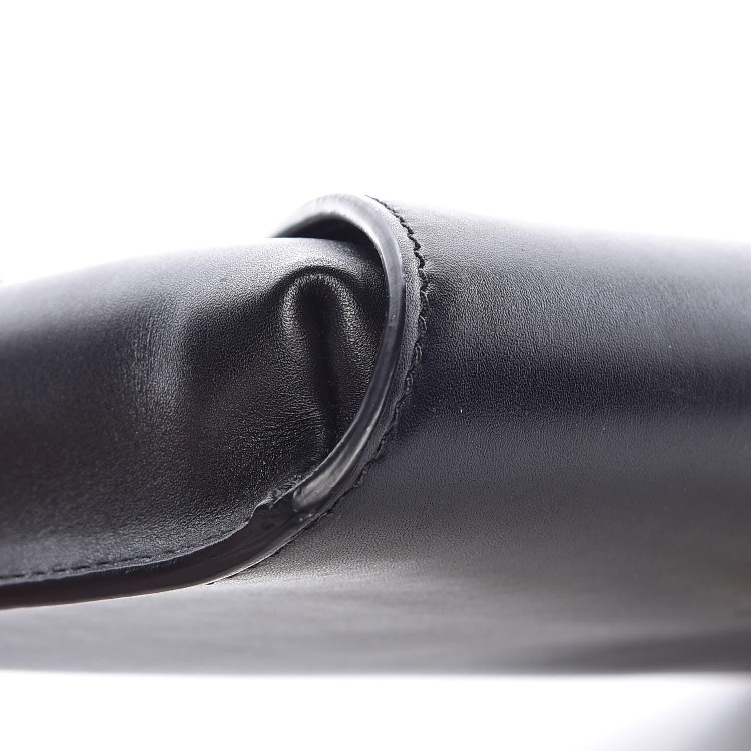 Valentino Garavani Calfskin V Rivet Chain Clutch Black 8 of 9