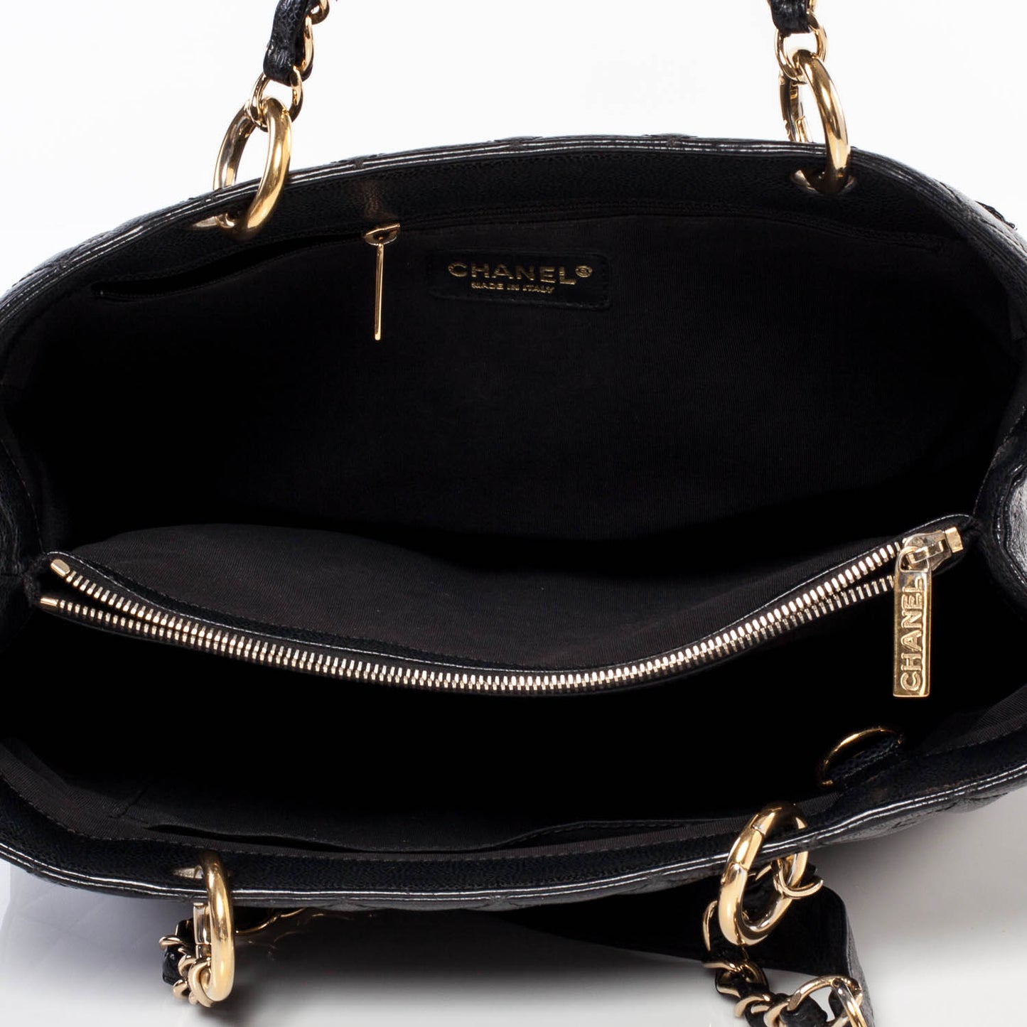 Caviar Grand Shopping Tote GST Black