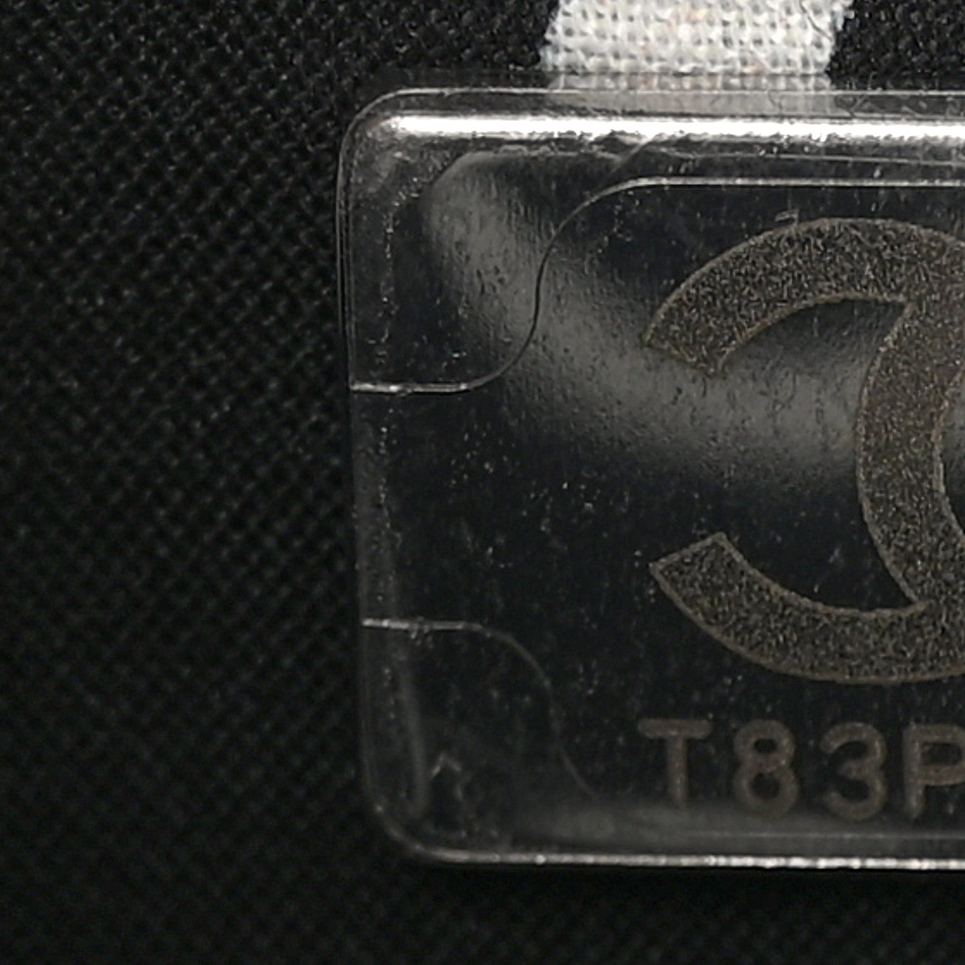 Caviar Quilted CC Logo Wallet on Chain WOC Black