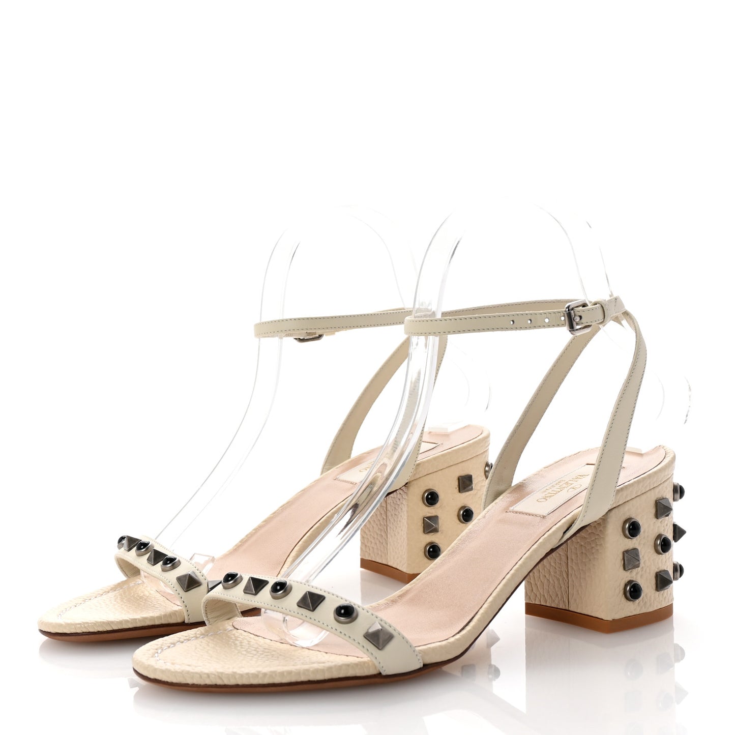 Pebbled Calfskin Rockstud Rolling 60mm City Sandals 38 Light Ivory