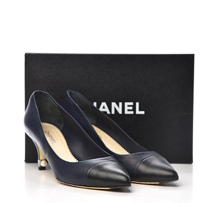 Chanel Lambskin Cap Toe Pearl Pumps 39 Navy Blue Black 14 of 14