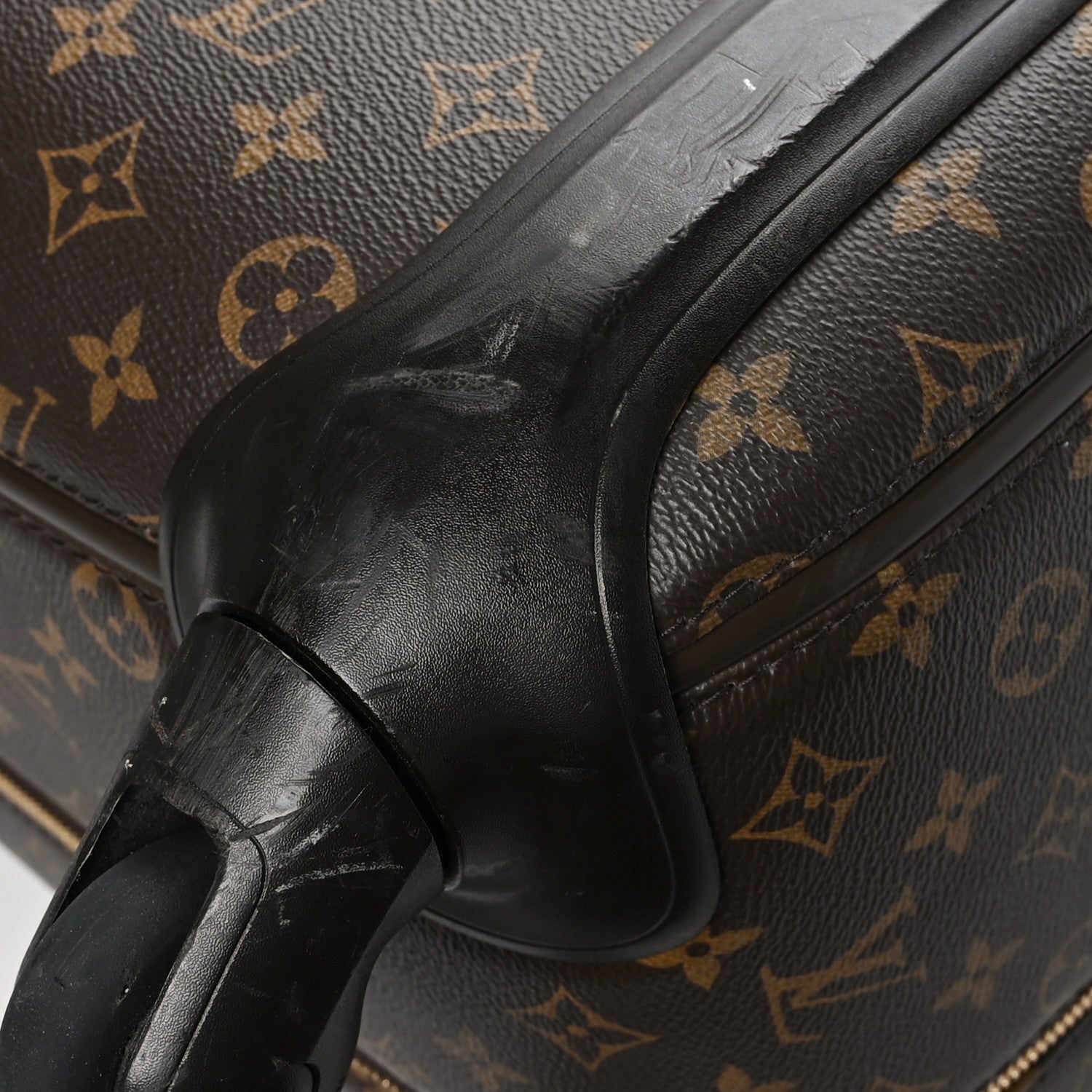 Louis Vuitton Monogram Zephyr 70 9 of 15