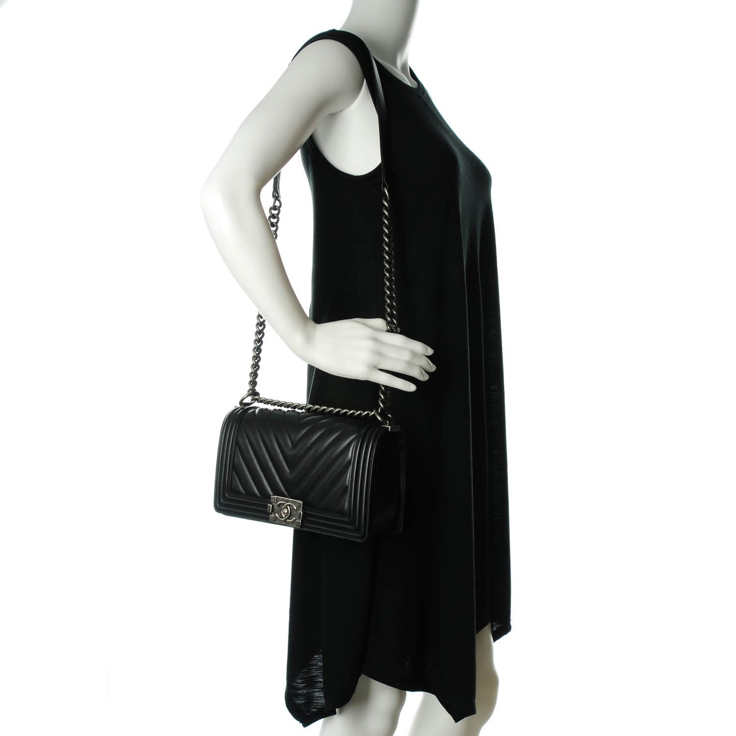 Calfskin Chevron Quilted Medium Boy Flap Black
