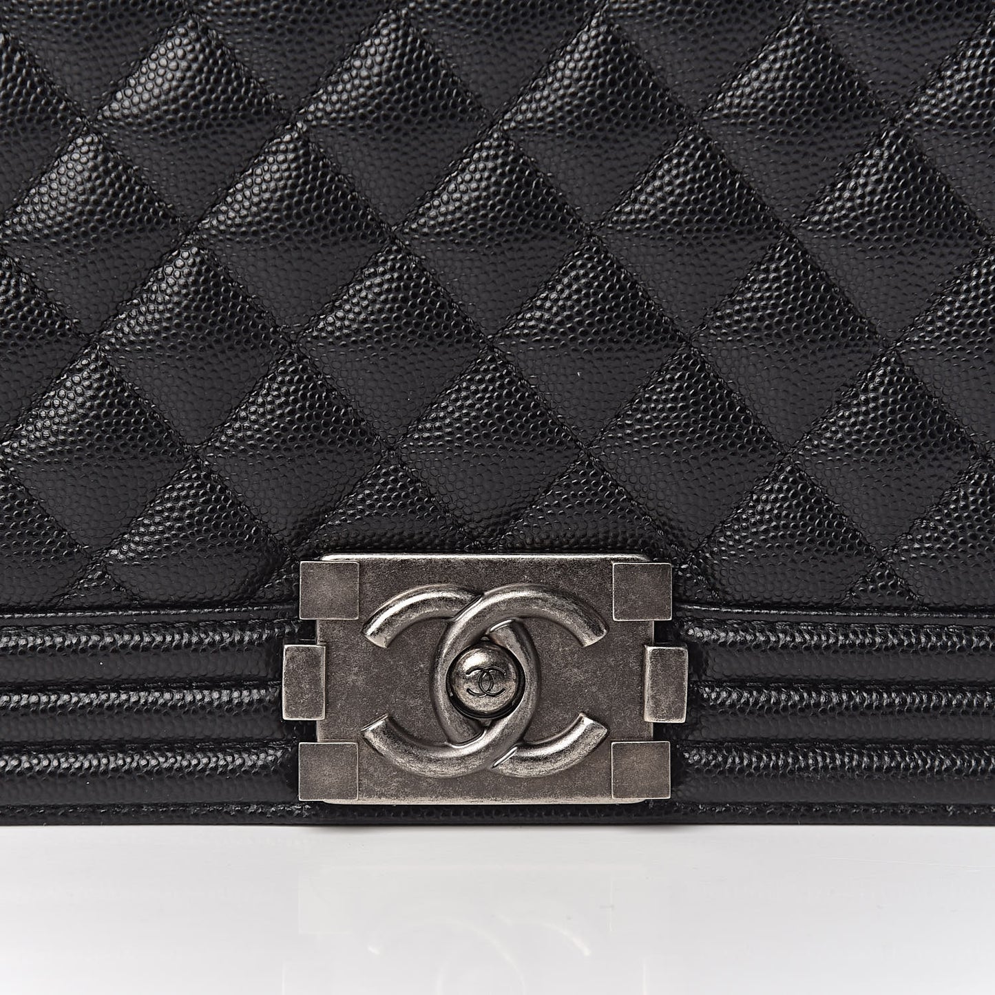 Caviar Quilted New Medium Boy Flap Black