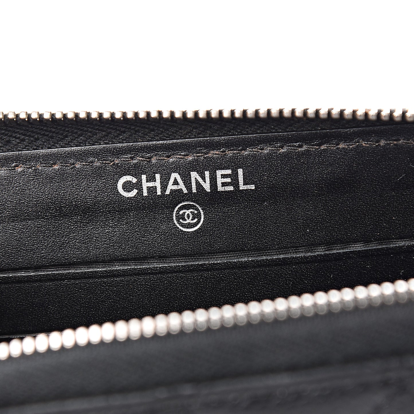 Caviar Quilted Small Gusset Zip Around Wallet Black