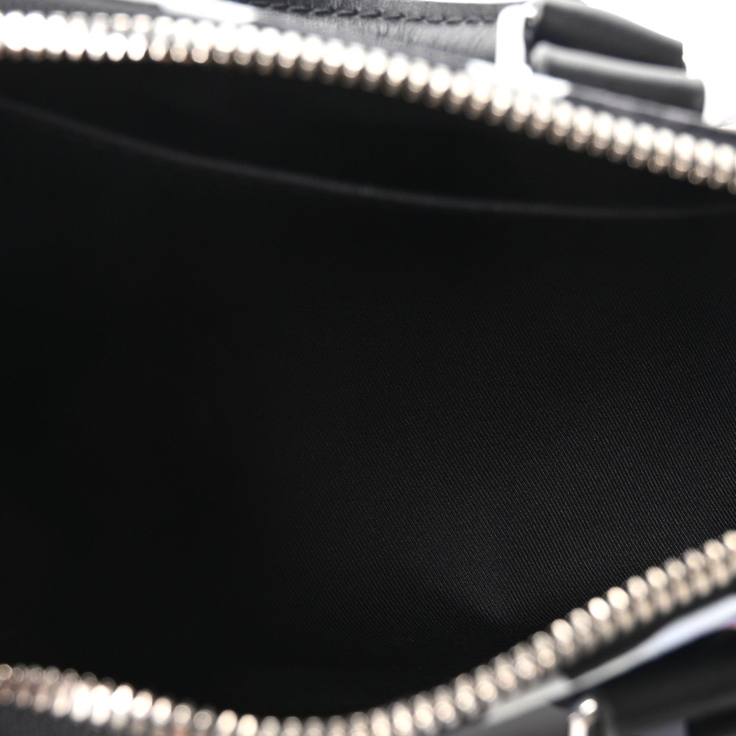 Louis Vuitton Sunset Monogram Eclipse Keepall Bandouliere 25 5 of 10