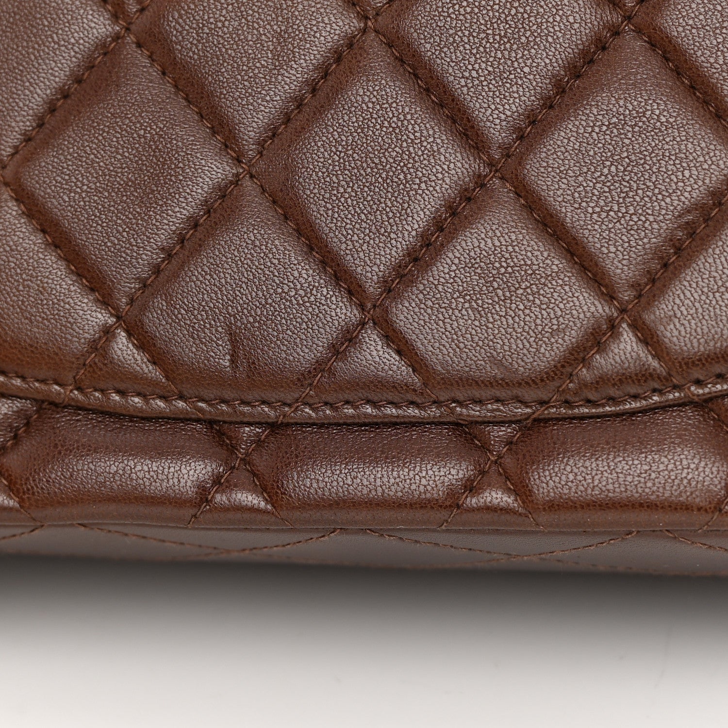 CHANEL 山羊革のキルティンググローブ ダークブラウン Chanel Lambskin Quilted Small Double Flap Dark Brown 1342601