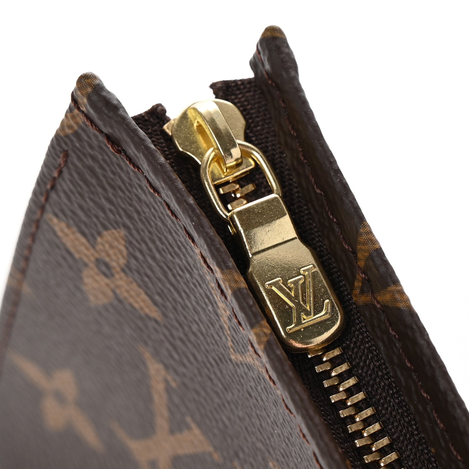 Louis Vuitton Monogram Toiletry Pouch 15 8 of 9