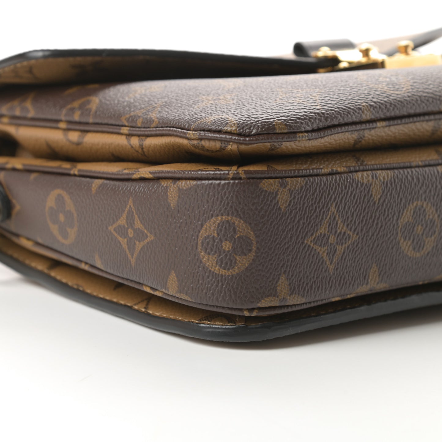Reverse Monogram Pochette Metis