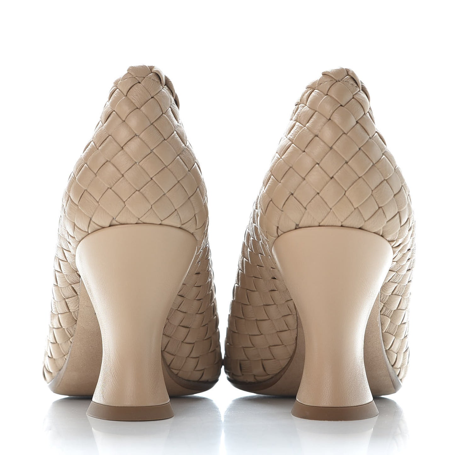 Nappa Intrecciato Almond Pumps 38 Cipria