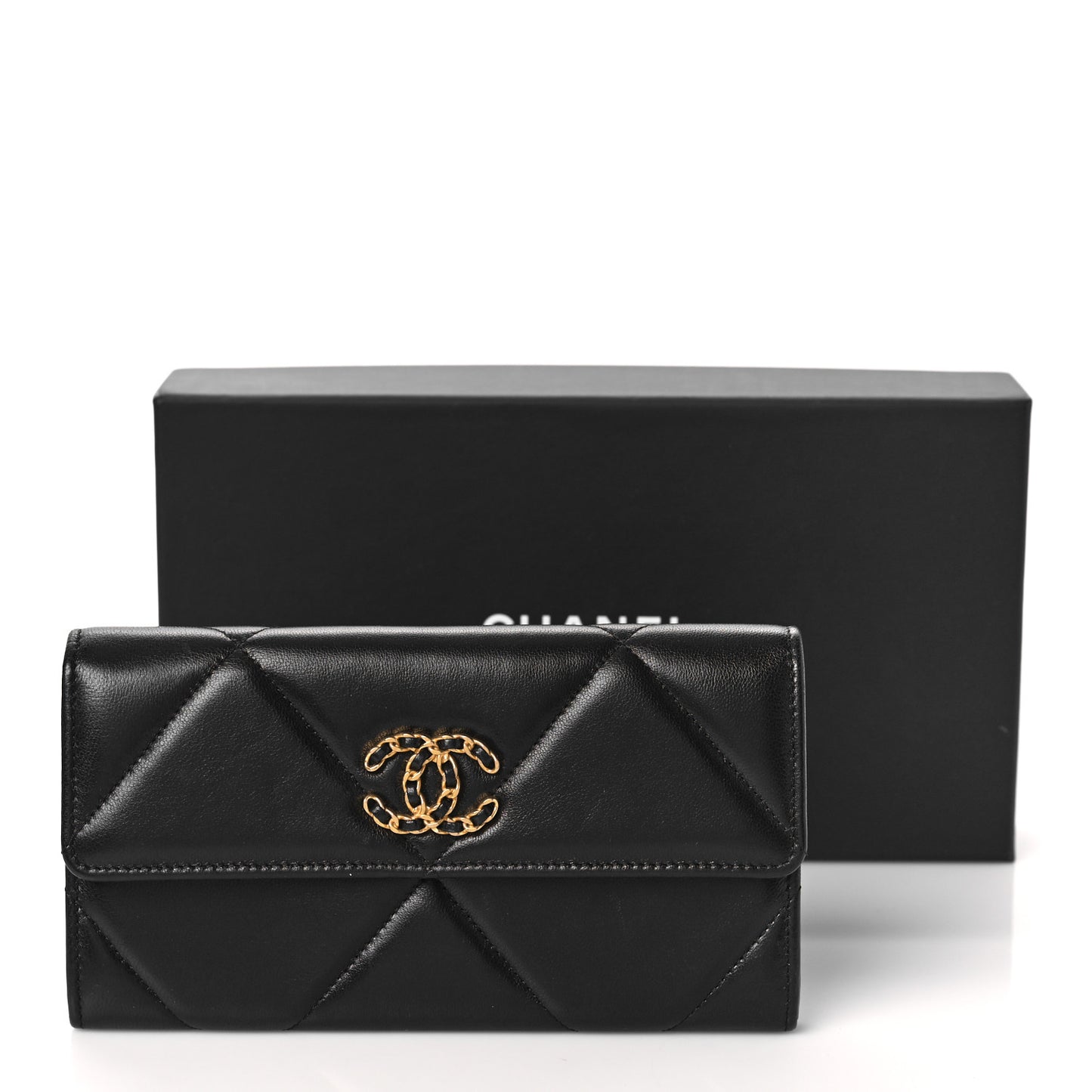 Lambskin Quilted Chanel 19 Flap Wallet Black