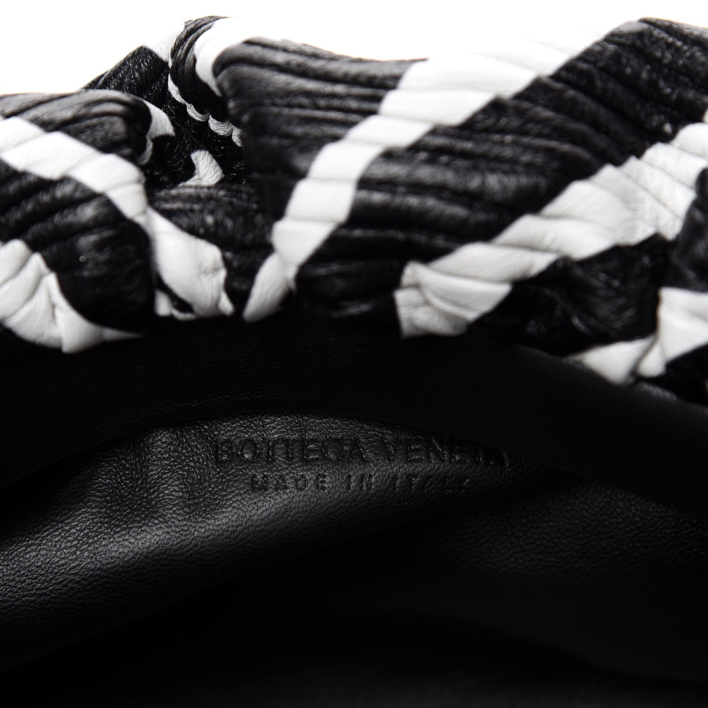 Nappa Zebra Print The Pouch Chain White Black