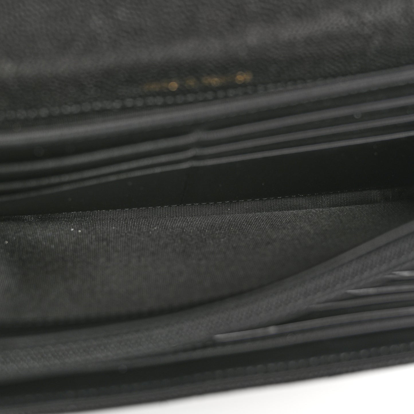 Caviar Quilted Large Boy Gusset Flap Wallet Black