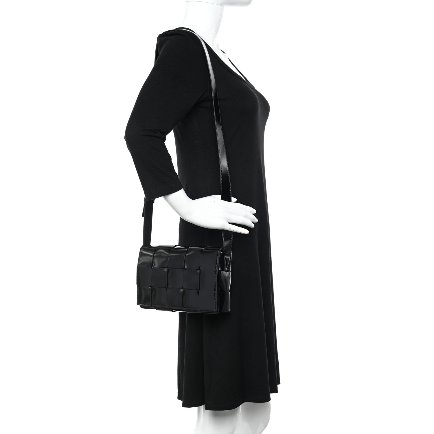 Bottega Veneta Patent Maxi Intrecciato Cassette Crossbody Bag Black 2 of 10