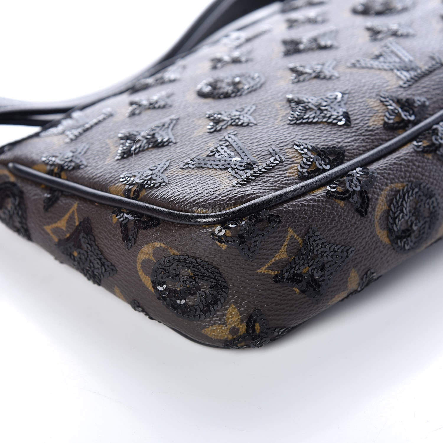 Louis Vuitton Monogram Sequins Eclipse Pochette Noir 10 of 13