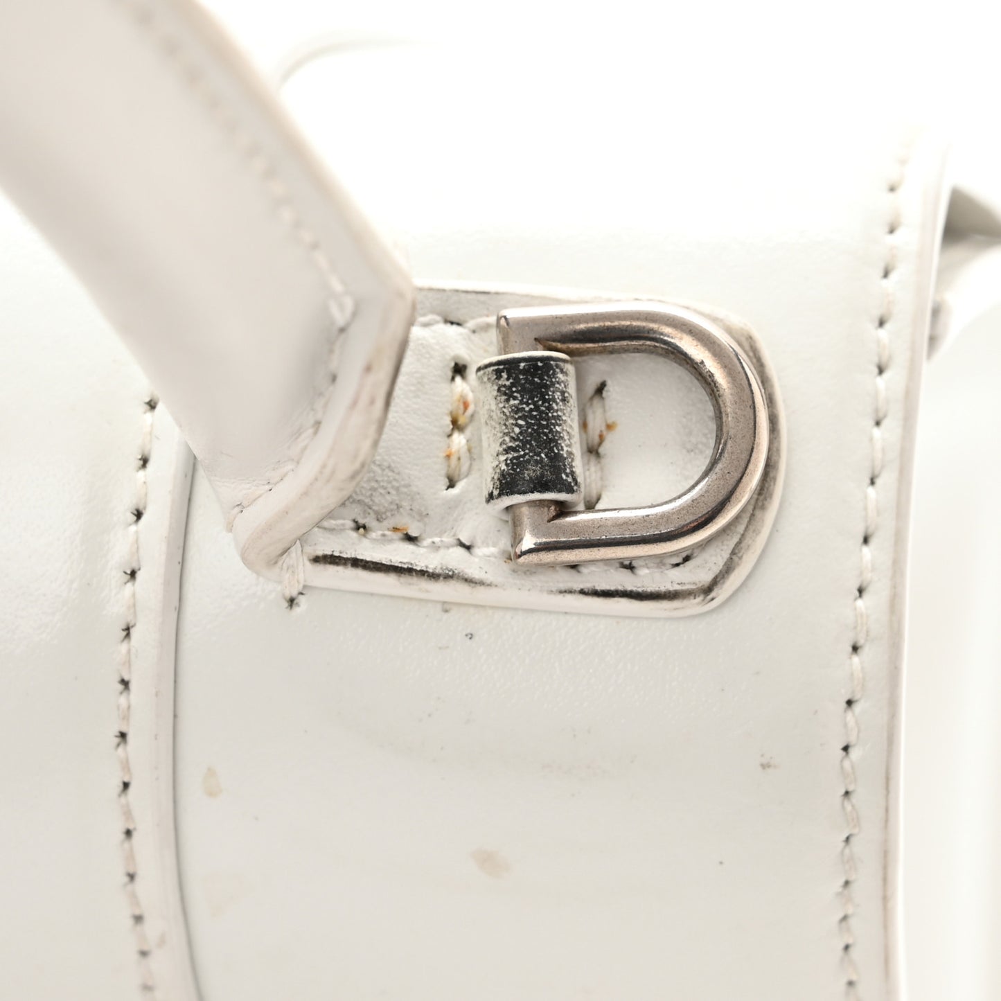 Shiny Box Calfskin Tonal B Small Hourglass Top Handle Bag White