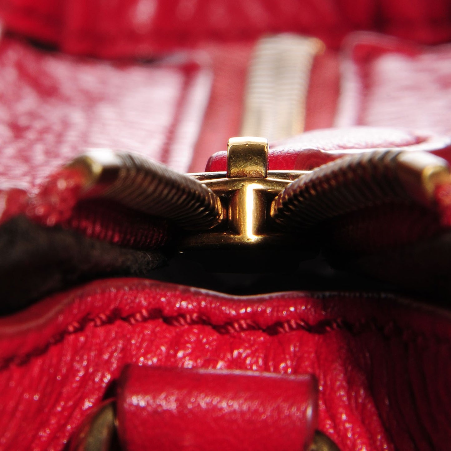 Pebbled Calfskin Nano Luggage Red