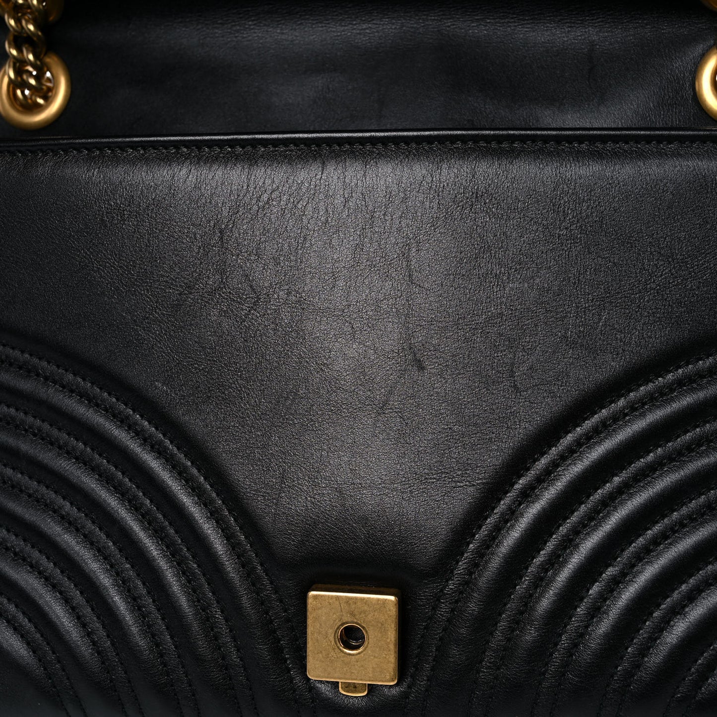 Calfskin Matelasse Medium GG Marmont Shoulder Bag Black