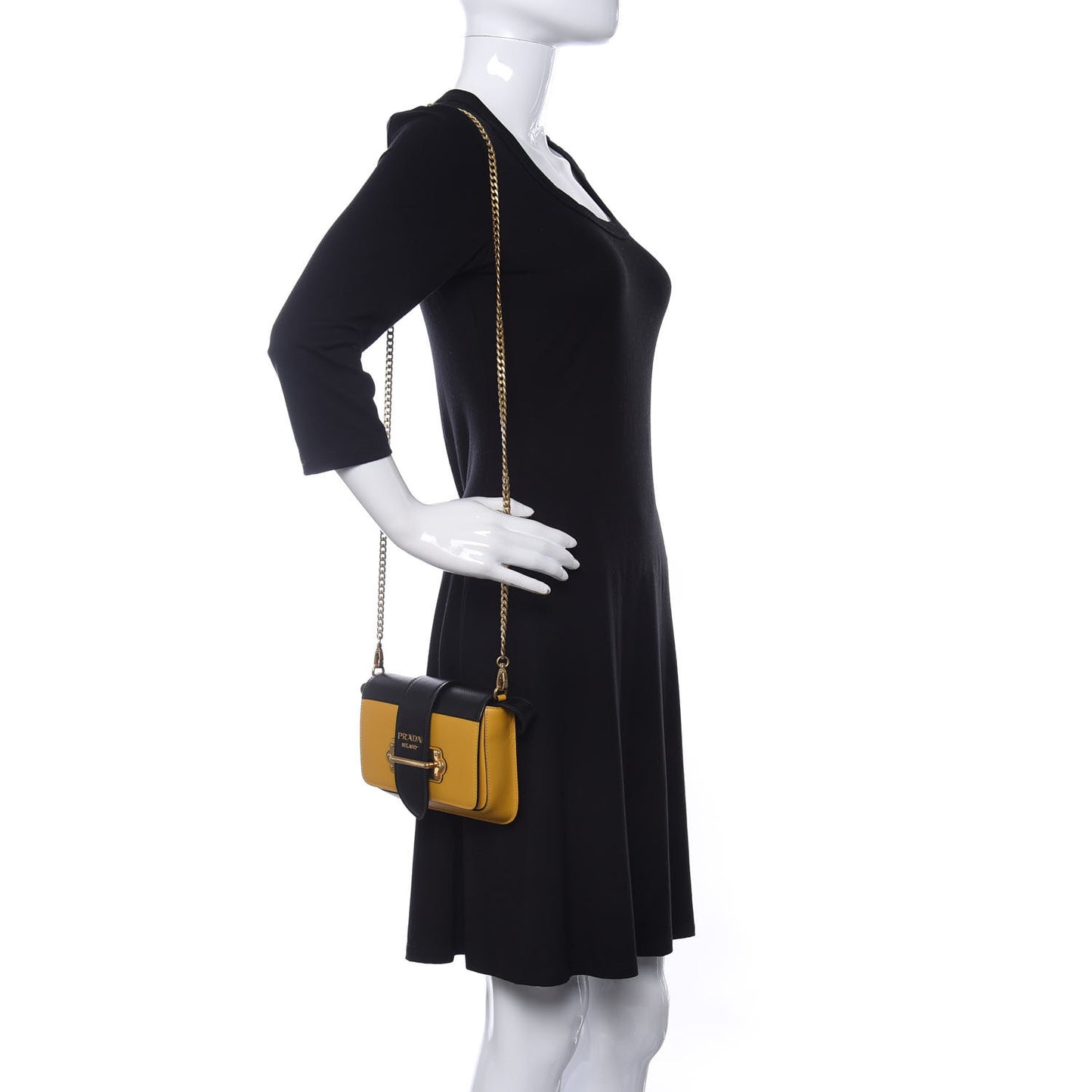 Saffiano City Calf Cahier Belt Bag Soleil Black