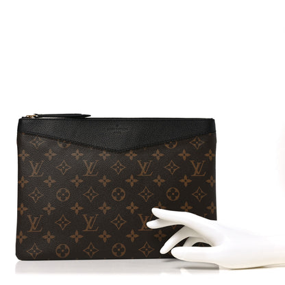 Louis Vuitton Monogram Daily Pouch Black 2 of 6