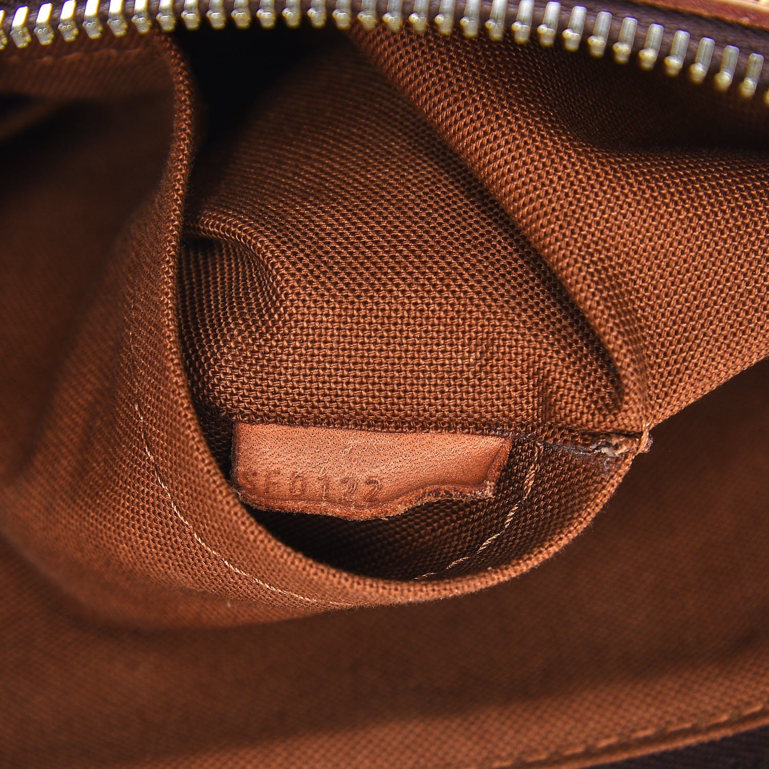 Louis Vuitton Monogram Odeon MM 7 of 8