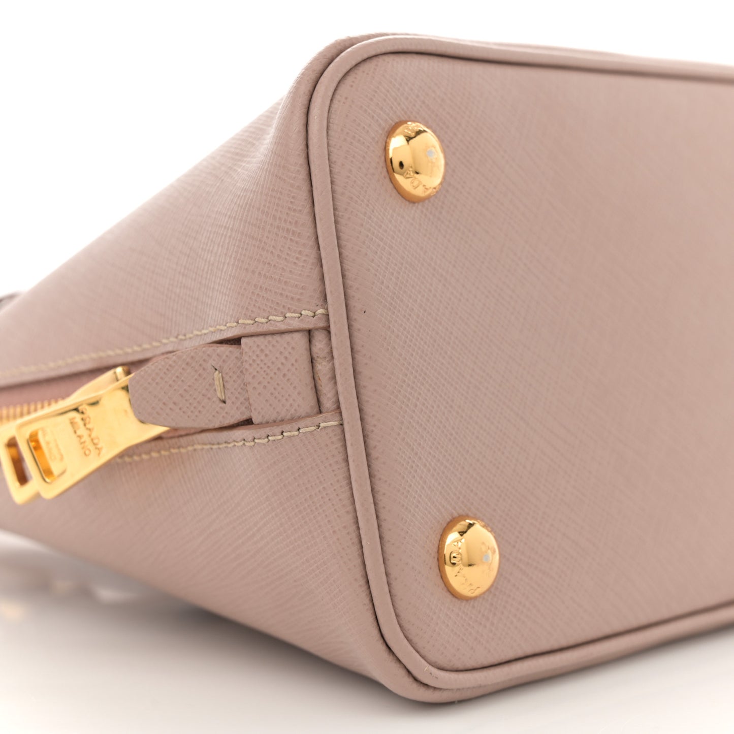 Saffiano Lux Small Promenade Tote Cammeo