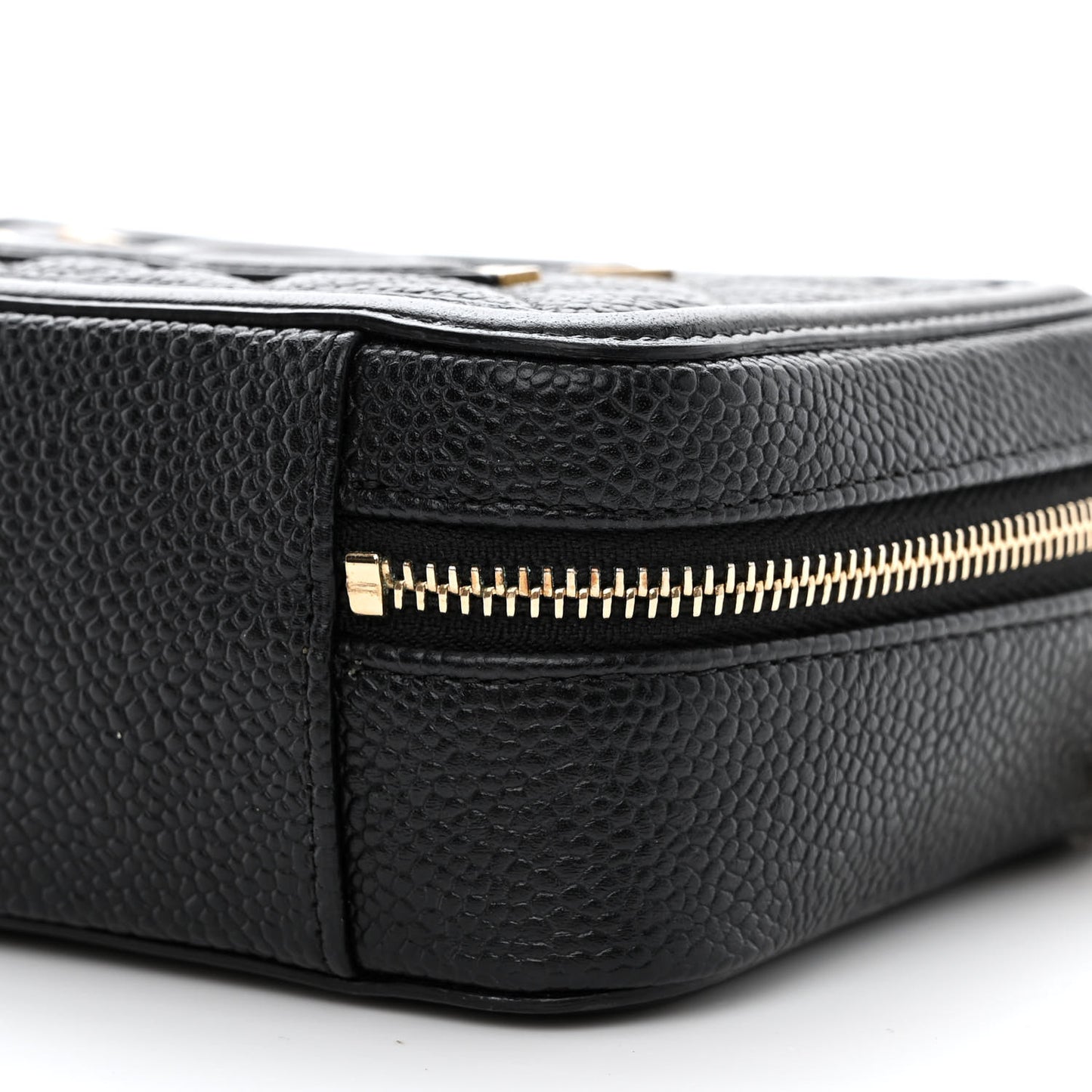Caviar Quilted CC Filigree Vanity Clutch With Chain Black